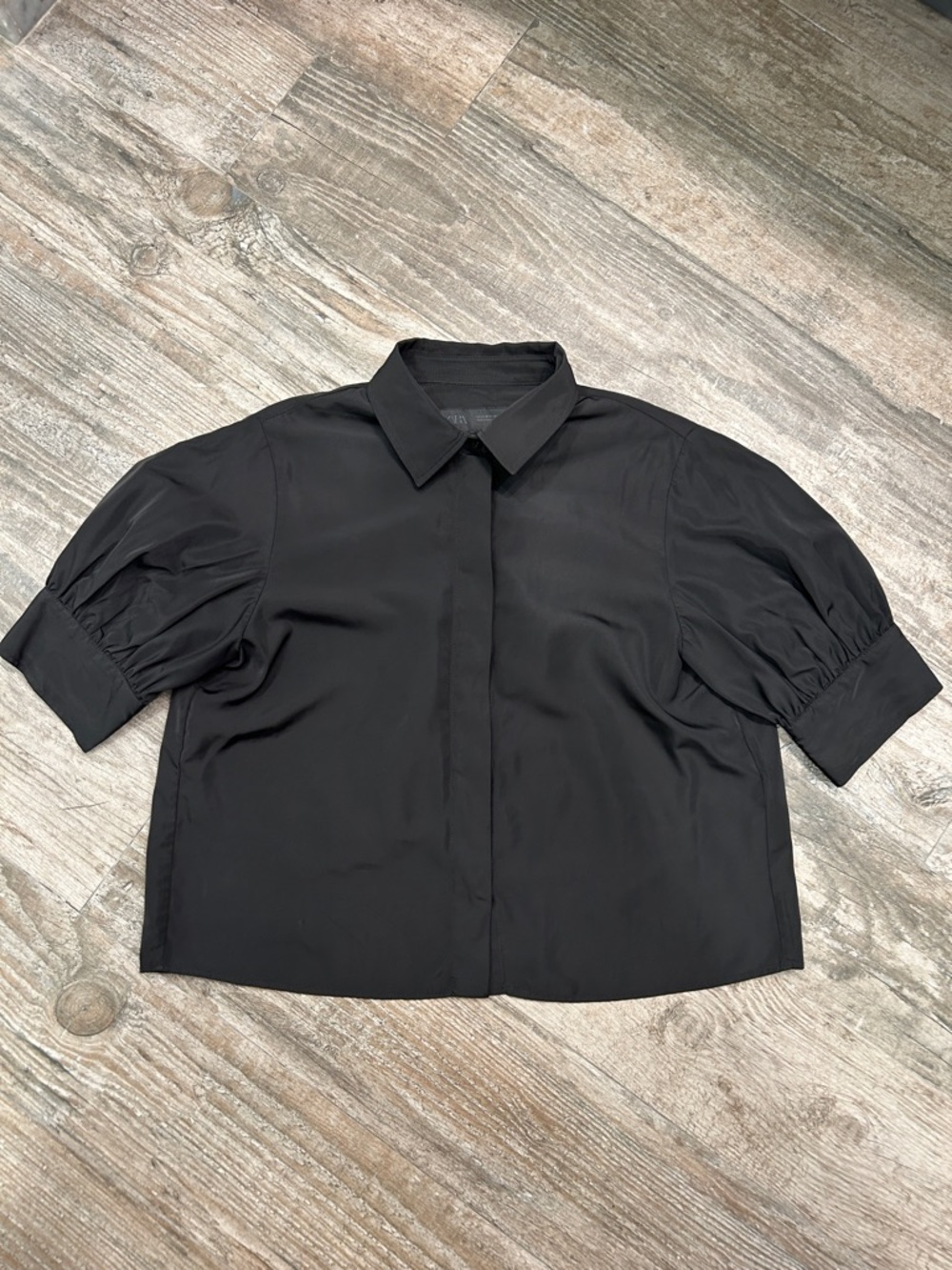 🖤 Zara Black Puff Sleeve Collared Blouse